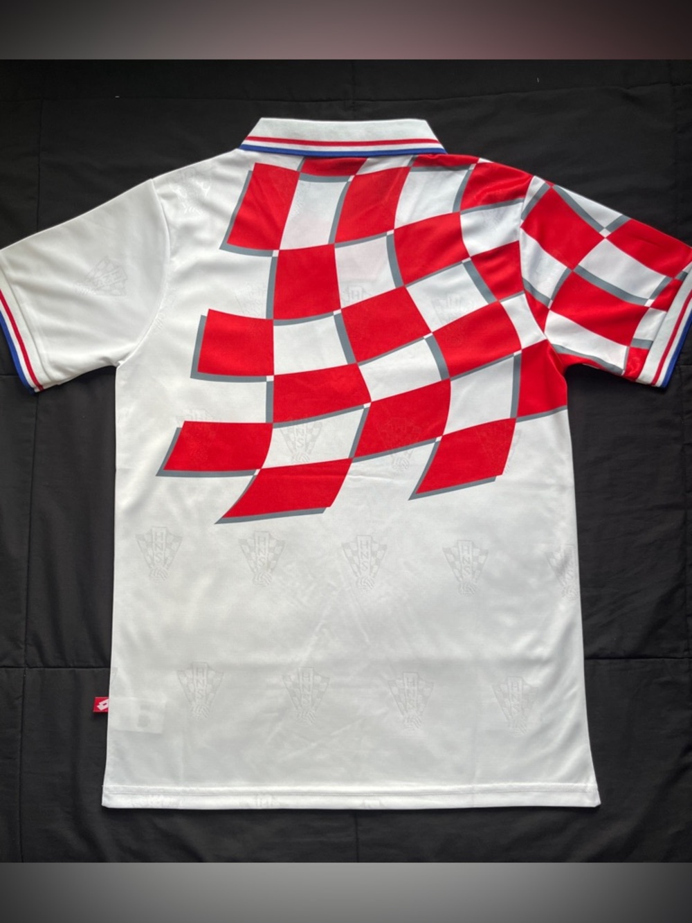 Croatia Retro Soccer Jersey 1998 Home White - Picture 3 of 4